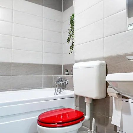 Mirror Loft - Coresi District Апартаменти Брашов